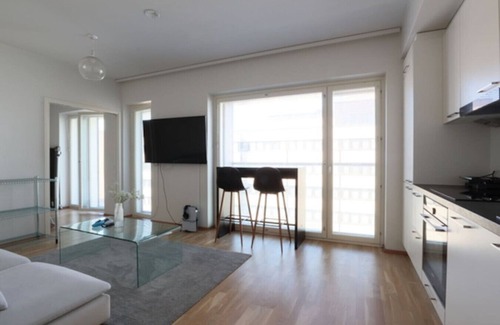Pasila Apartment | Mall of Tripla apartment for 5 people/best loc.