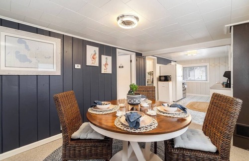 Prudenville House | Mallard Duck Retreat at the Lake