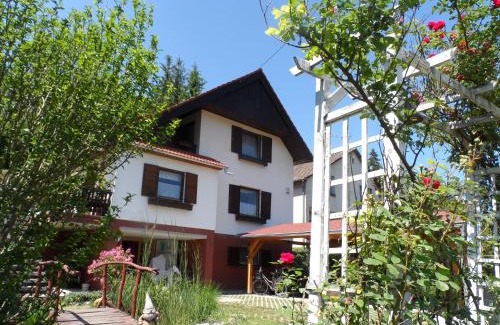 Zebegeny Apartment | Malomkerék Vendégház 1.