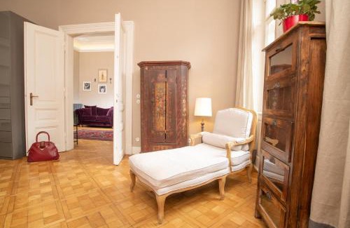 Mala Strana Apartment | Malostranská Residence