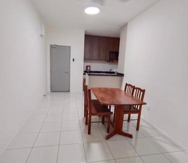 Ijok Apartment | Mama Homestay -Near UiTM and Hospital