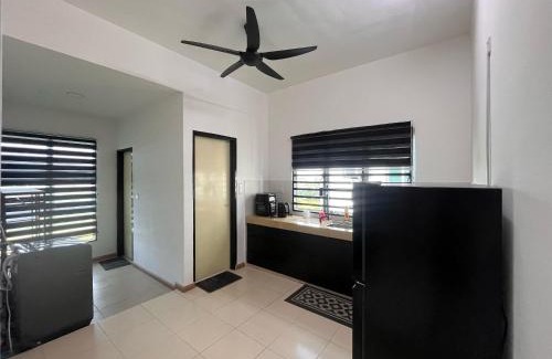 Seri Manjung Apartment | MamaShy Homestay Manjung -FREE WIFI-