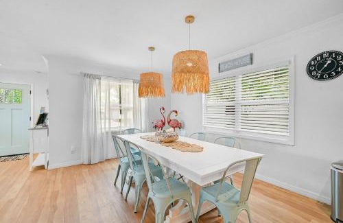 River District House | Manatee Cottage
