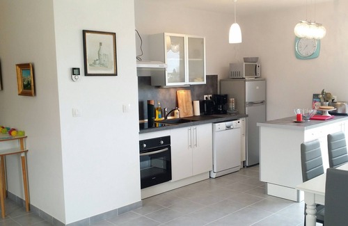 Quineville House | Manche Normandie Quinéville 100 m from the sea, Saint Vaast la Hougue closed ground.