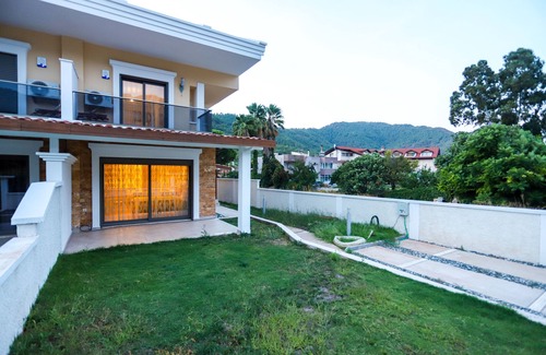 Icmeler House | Mandalin Villa 1 Daily Weekly Rentals