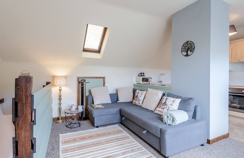 East Dereham House | Mandarin - Mileham - Three Bedroom House, Sleeps 6