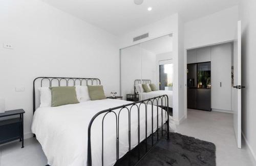 Morley Apartment | Mangini Apartments - Unit 1