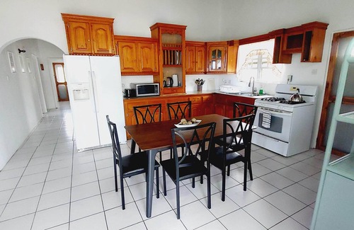 Newcastle House | Mango Delight - 3 bedroom Caribbean Vacation Home