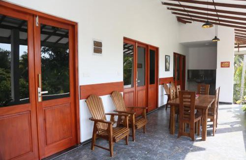 Kaluwamodara House | Mango Lodge homestay