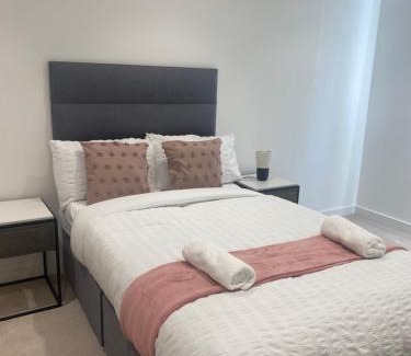 Peckham House | Manhattan Heights Apartments