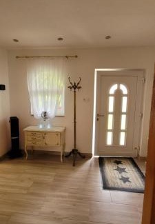 Muraszemenye Villa | Manipura