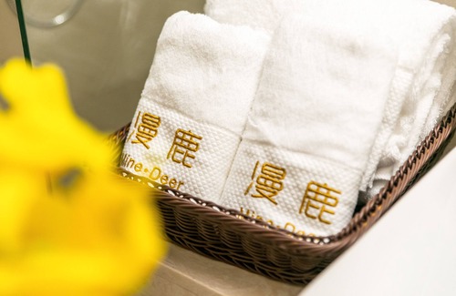 Lianhu Hotel | ManluHotel