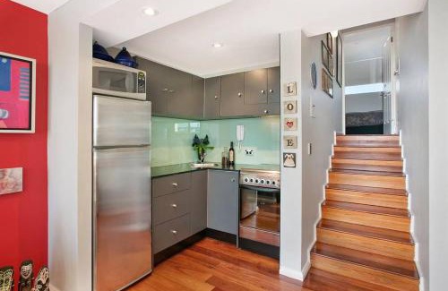 Manly Apartment | manlybeachonline.com713 At The Beach