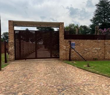Vereeniging House | Manna House