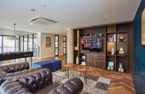 William Morris Apartment | Mannequin House London