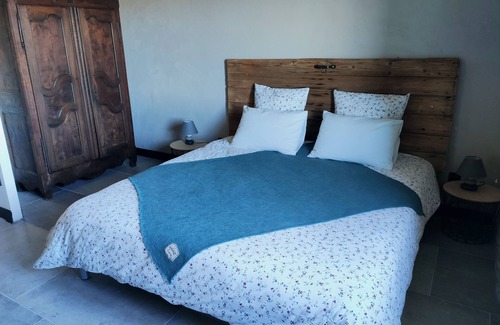 Vestric-et-Candiac Bed & Breakfast | Manoir Du Marquis De Montcalm - Suite double