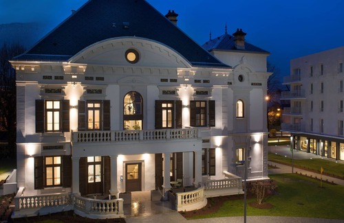 Albertville House | Manoir Le Parc de Jade