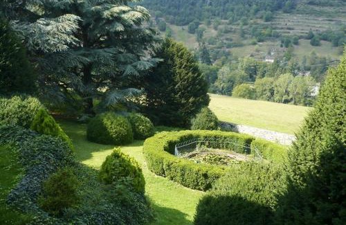 Satillieu House | Manoir majestueux à Satillieu avec piscine privée