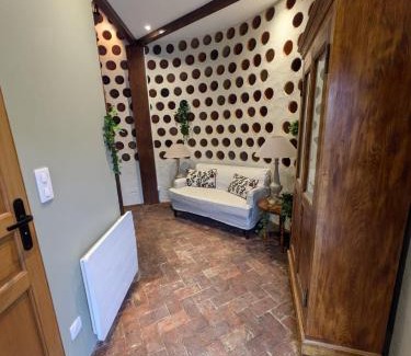 Sens Bed & Breakfast | Manoir Saint Joseph Colombier