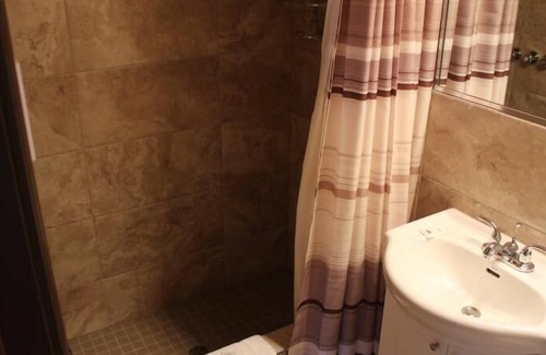 Sainte-Anne-des-Monts Hotel | Manoir sur Mer