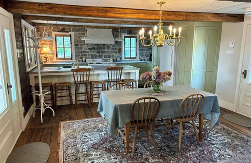 Saint-Barthelemy House | Manoire D'antan - 18e Siècle