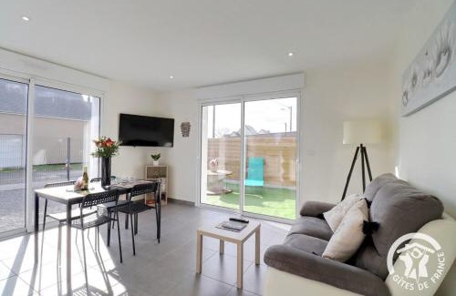 Cherrueix House | Manoky