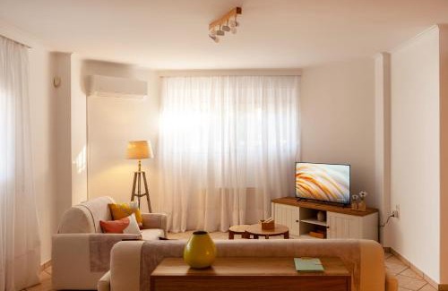 Kropia Apartment | Manolia house near beach