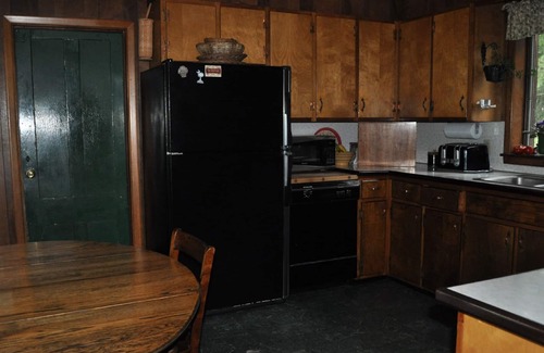Little Valley House | Manor House BnB, Soaking Tub, Pet Friendly