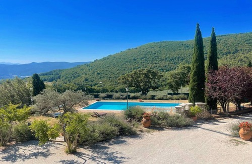 Baiano Apartment | Manor Rico Aristo - Private pool and garden