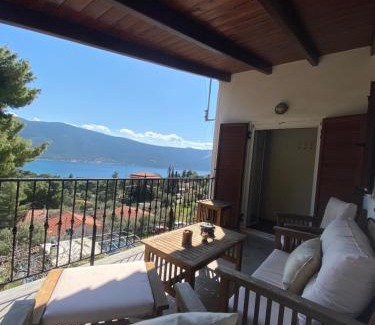 Porto Germeno House | Manos’ Traditional Maisonette