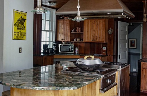 Norwich House | Mansion Near Casinos 9BR