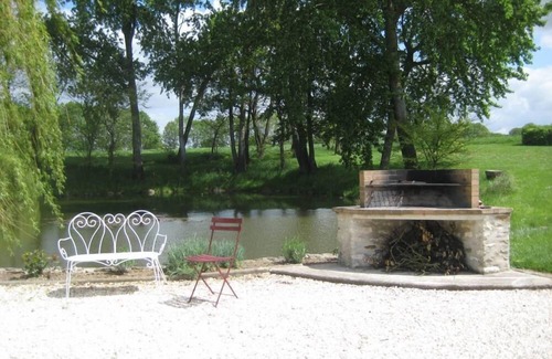 Pecy House | Mansion - Pécy