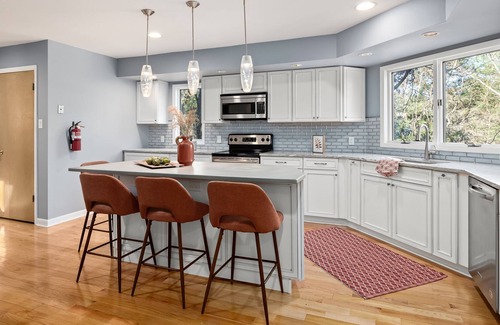 Medford House | Mansion with resort just half-hour from Philadelphia