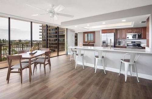 Sunset Beach House | Mansions by the Sea Treasure Island's Premier Gulf-Front Complex