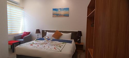 Dharavandhoo Bed & Breakfast | Manta Sky Inn