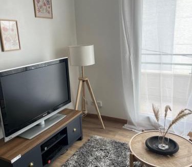 Coutures Apartment | Maola, calme et central