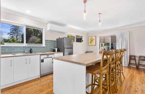 East Toowoomba House | Maple Cottage - Perfect Eastside Location