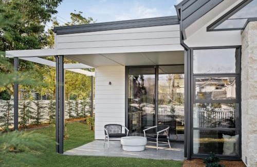 Berry Villa | Maple Cottages, Berry - by Linnaeus Collection