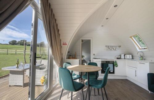 Bridport House | Maple
