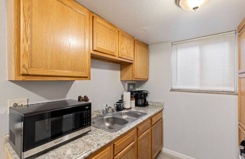 Maple Heights Apartment | Maple Heights Haven - Unit 4