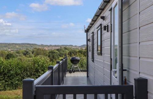 Teigngrace House | Maple Lodge