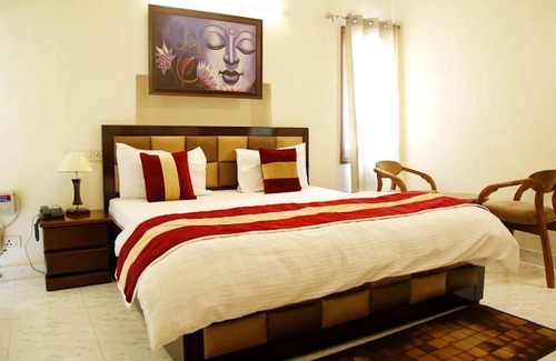 South Extension House | Maplewood Guest House, Neeti Bagh, New Delhiit is a Boutiqu Guest House - Room 5