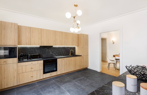 Marais Apartment | Marais Luxury Two Bedroom