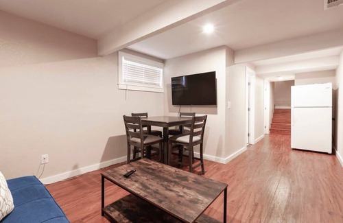 Northside Apartment | @ Marbella Lane - 2BR Cozy LwrLvl in DTWN SJ