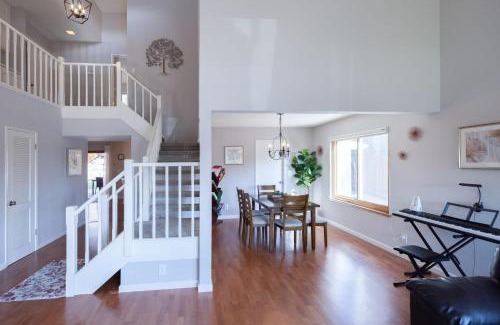 Noble House | @ Marbella Lane - 4BR Cozy home in SJ Pool