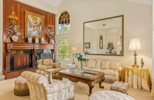 Orange House | @ Marbella Lane - Hidden Gem in Orange County