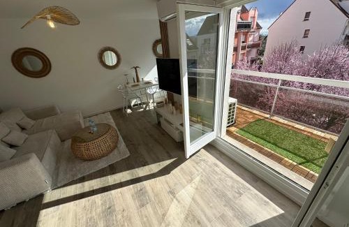 Obernai Apartment | MarbleMood Spa