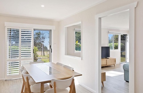 Brooms Head House | Marg's - Oceanstays - Oceanfront