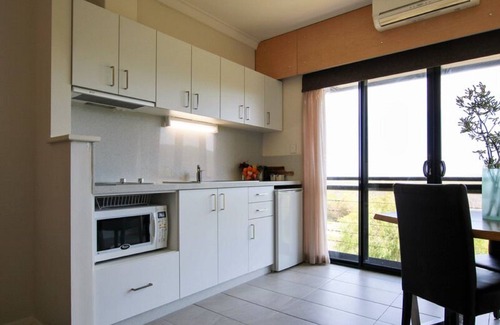 Gnarabup Apartment | Margarets Beach Resort