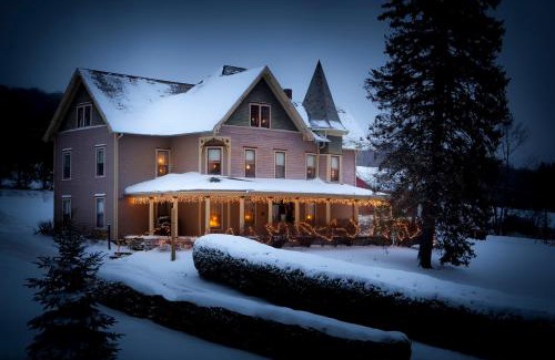 Margaretville Bed & Breakfast | Margaretville Mountain Inn B&B